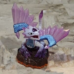 Skylanders Giants Flashwing Figure